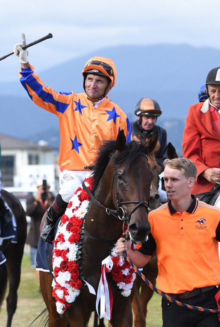 Ellis Reflects on Bosson's Career