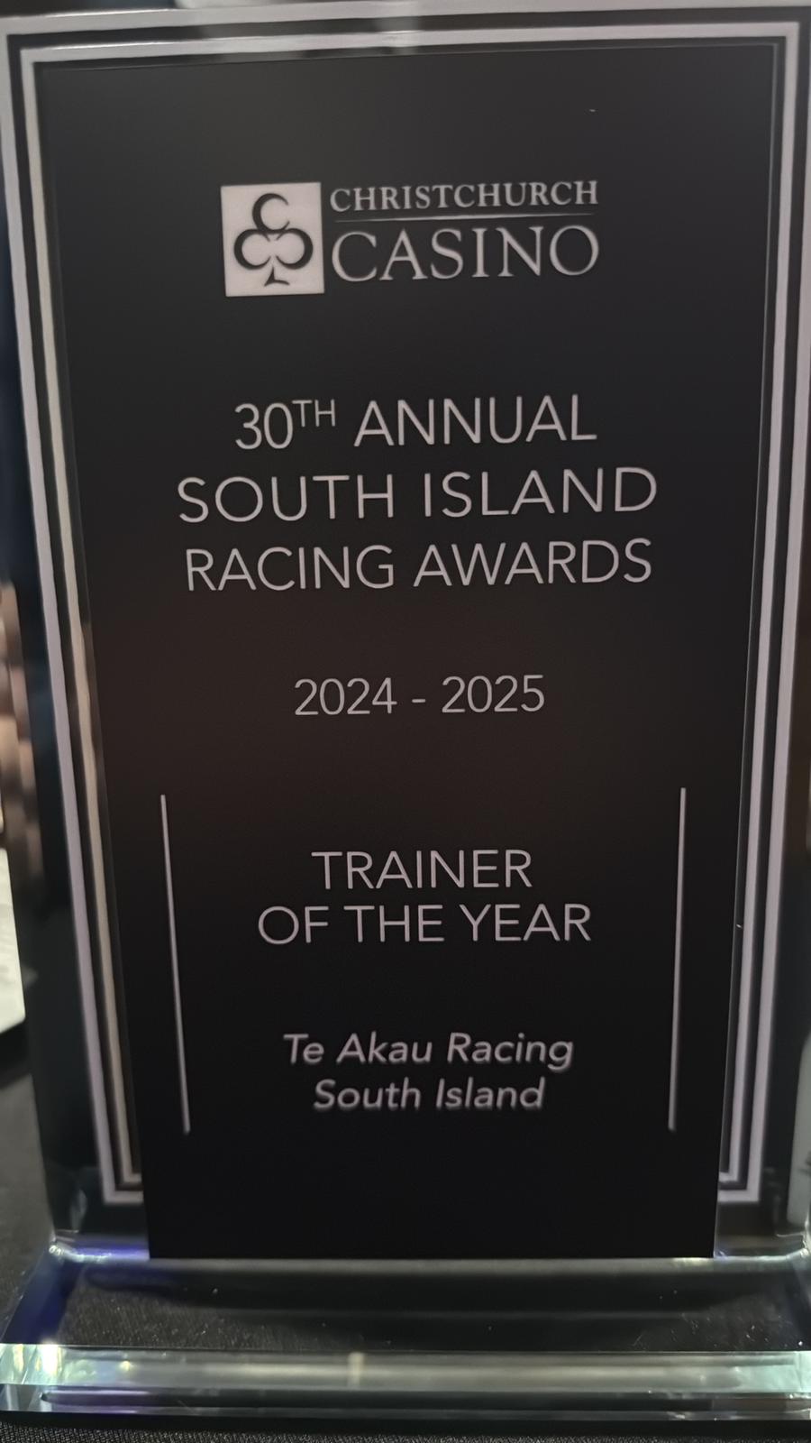 Te Akau Shines at SI Awards