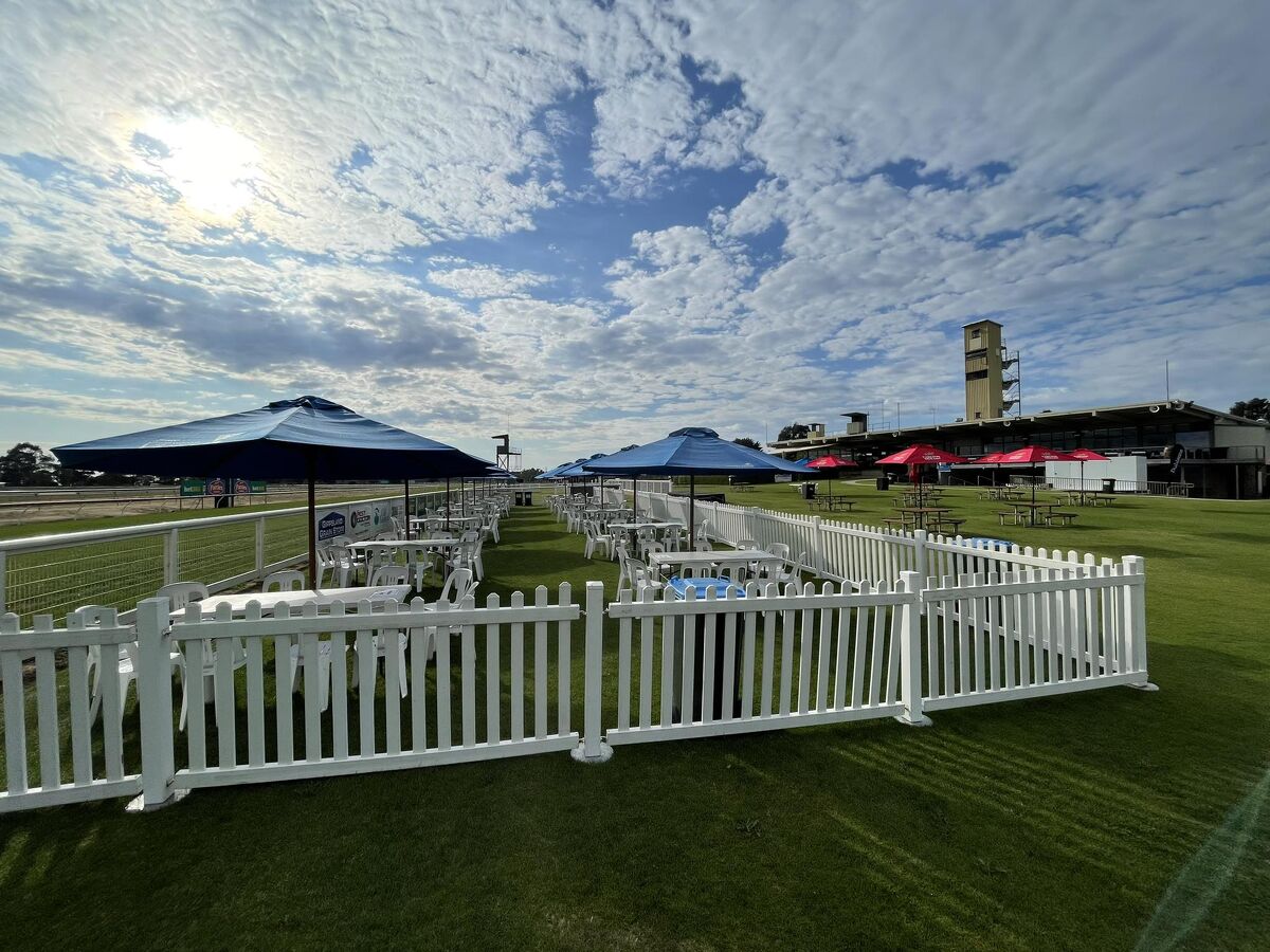 Te Akau Bairnsdale Monday Preview