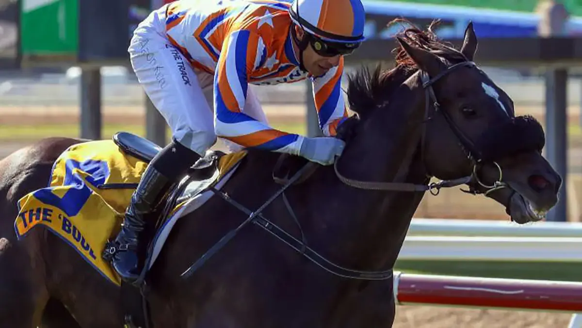Walker Aims at Warrnambool Leaderboard