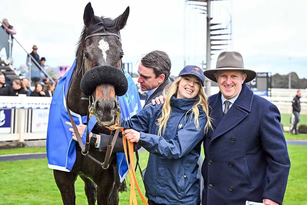 Walker Named AJRA Champion Jumps' Trainer