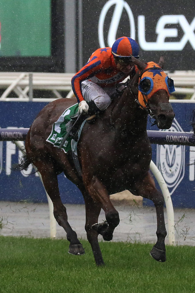 Richards Keen on Australian Autumn for Stable Stars