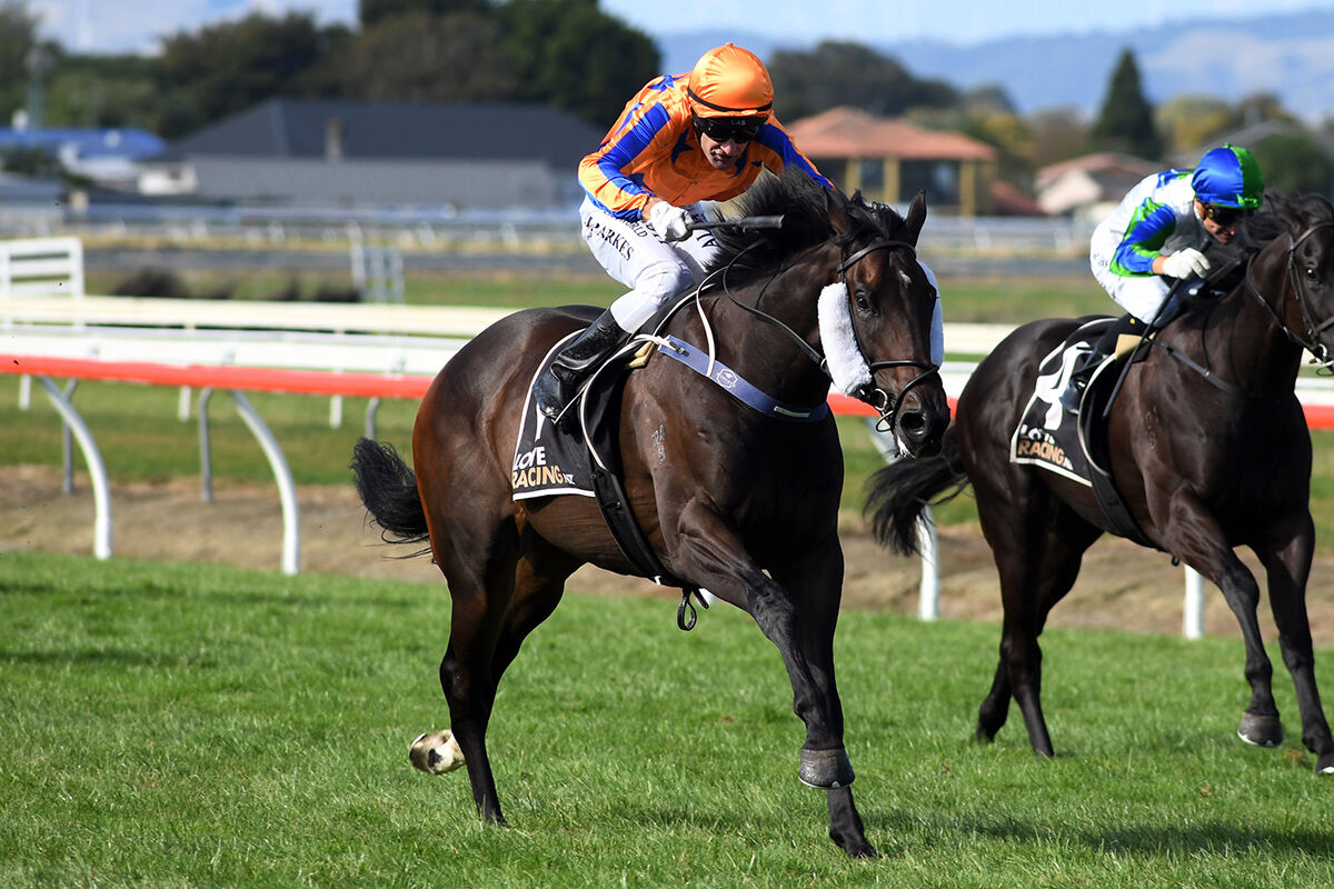 Group 1 Glory for On The Bubbles - Te Akau Quinella